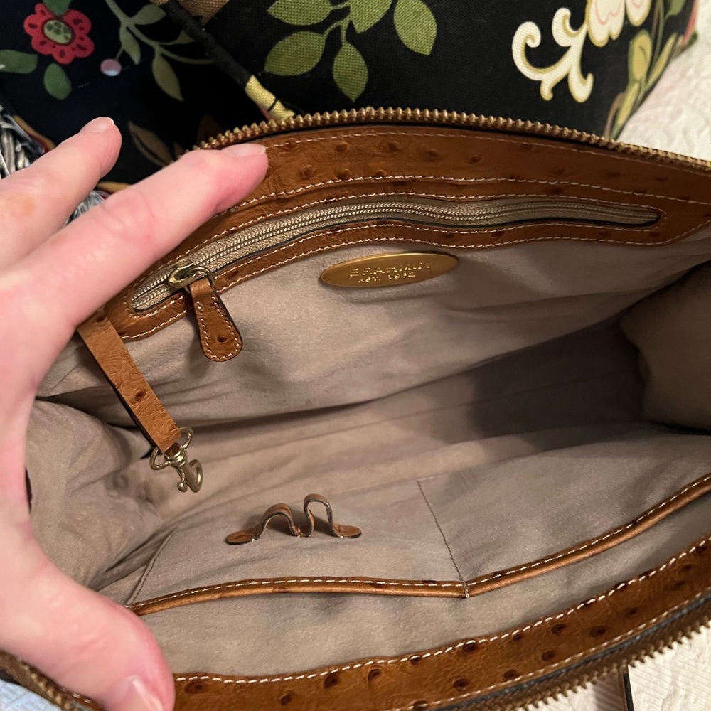 Brahmin 2toned Ostrich embossed leather shoulder bag - Price Dropped!!! - Picture 6 of 10